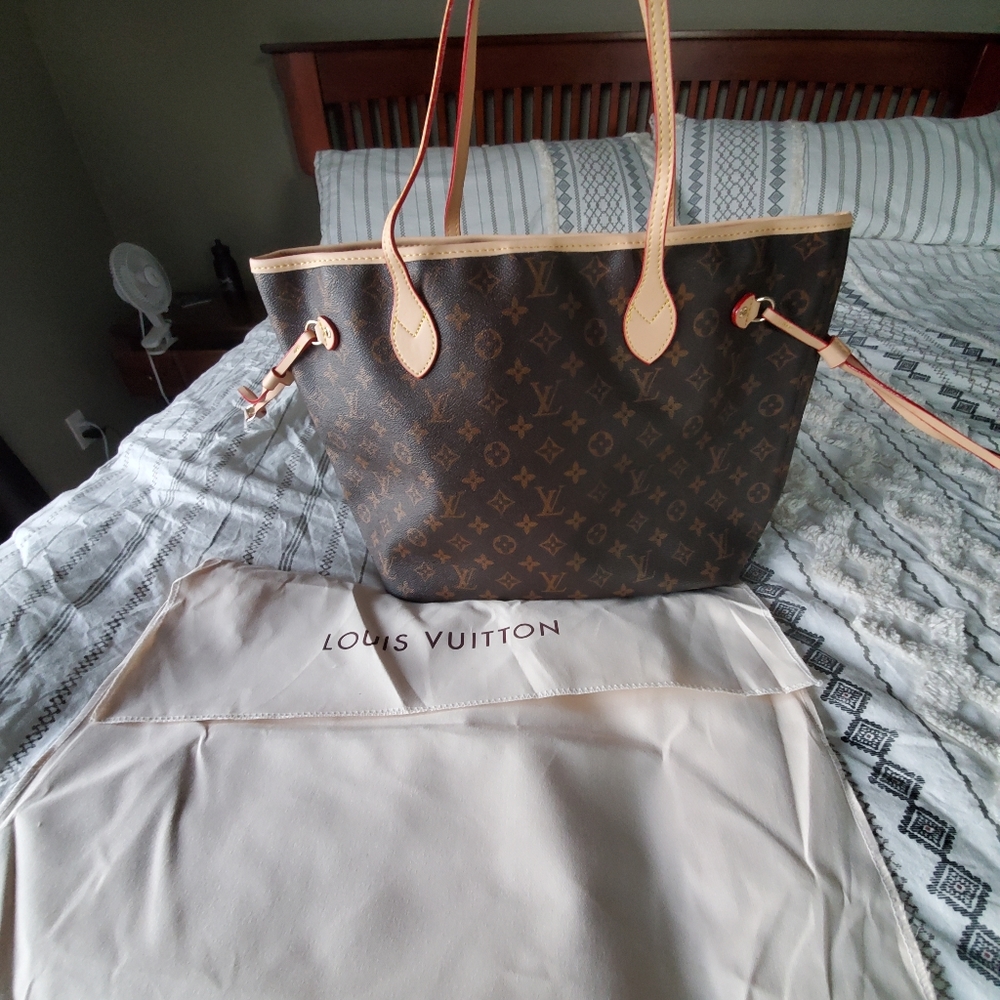 LV Neverfull
